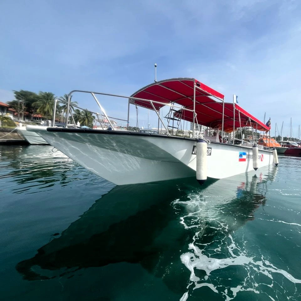 Privte boat charter in Kota Kinabalu with Borneo Dream.